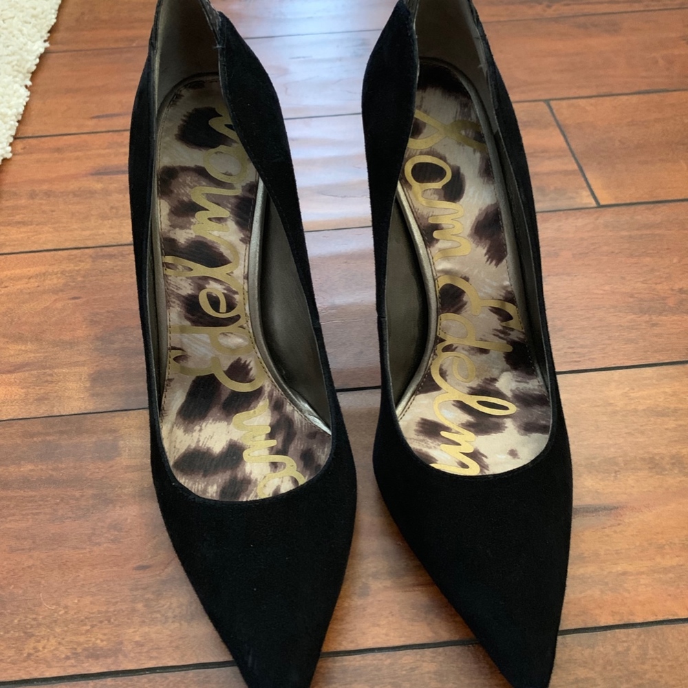 Sam Edelman Black Pointed Toe Heels